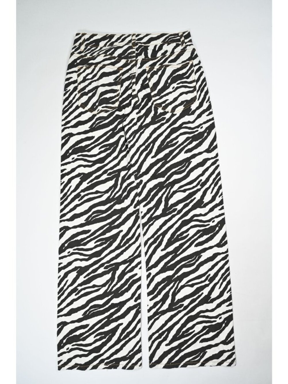 Lioness Peak Jean in Zebra - Picture 4 of 4